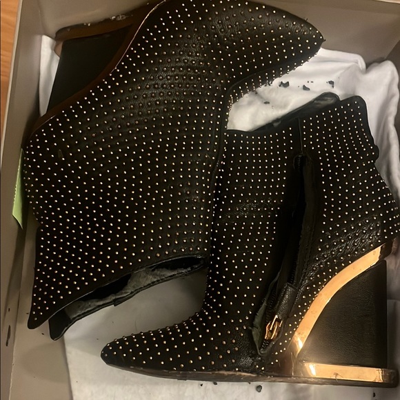 BCBGMaxAzria Black and Gold Wedge Shoes - Picture 1 of 5